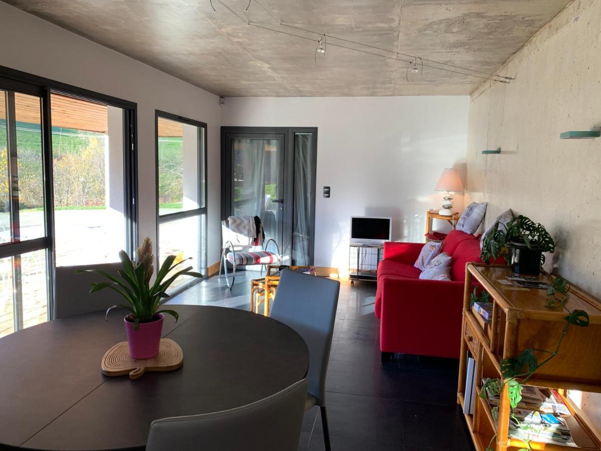Domaine De La Rue De La Tour Bed & Breakfast Valsonne Bagian luar foto